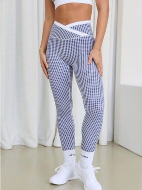Astoria Active LUXE BALANCE Crossover Legging - Blue Lattice Size Medium